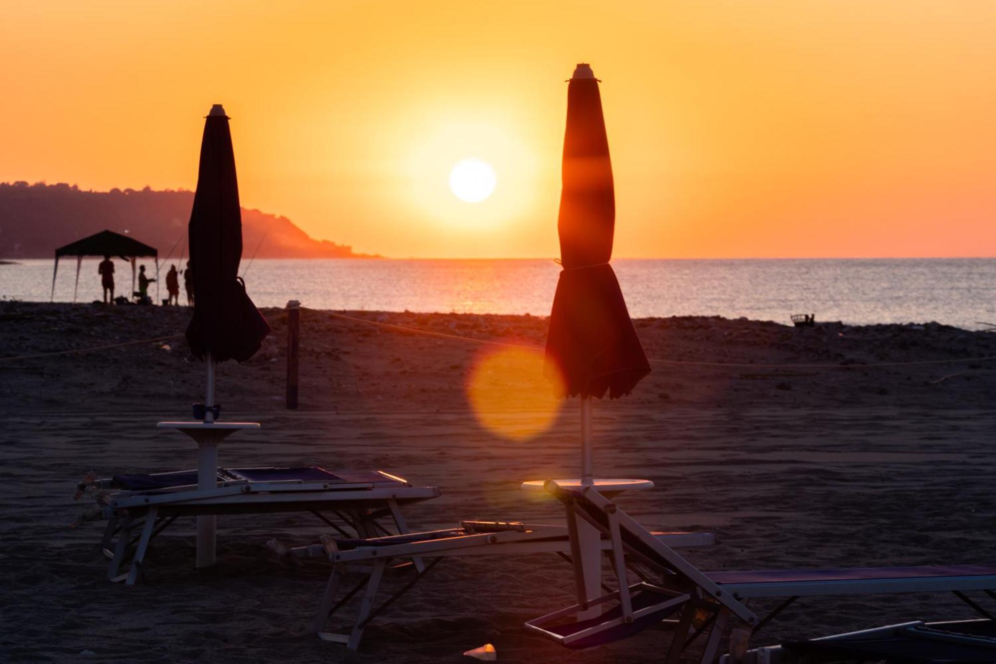 Le Dune Beach Club Messina Kültér fotó